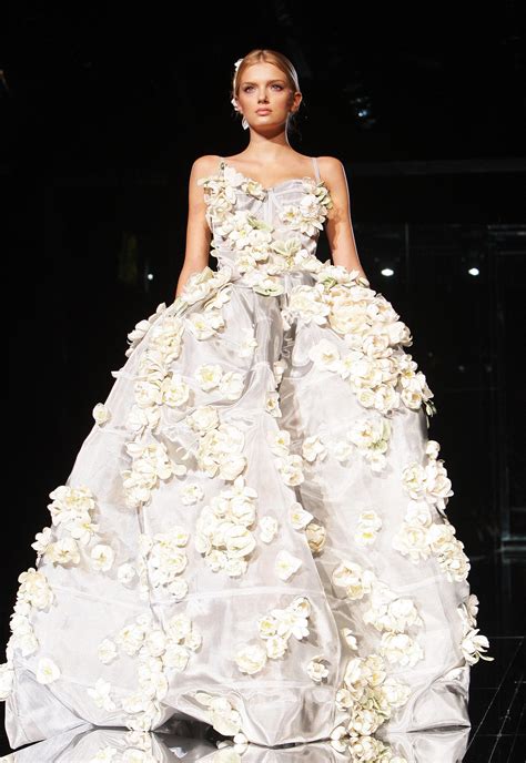 dolce and gabbana wedding gowns